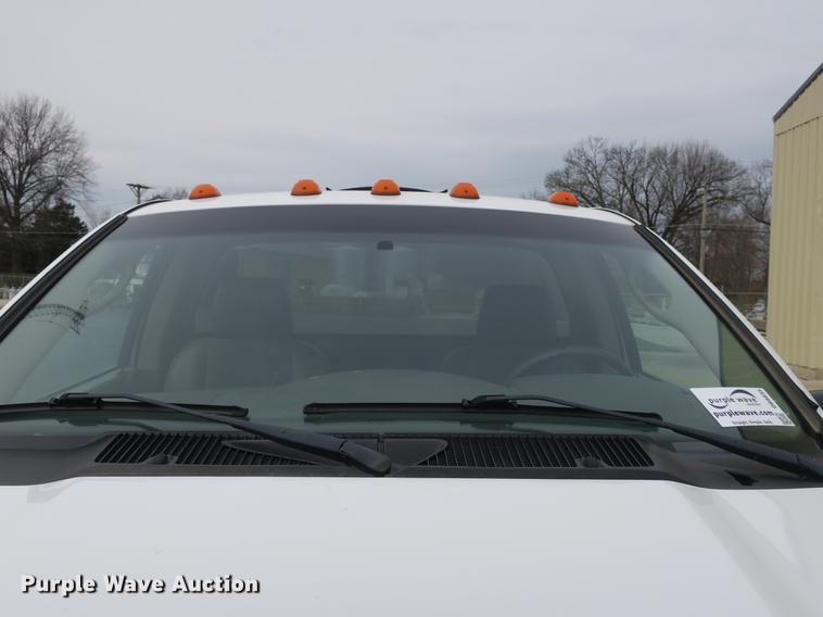 image for item DB8835 2010 Dodge Ram 5500HD pickup truck cab and chassis