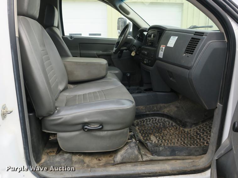 image for item DB8835 2010 Dodge Ram 5500HD pickup truck cab and chassis