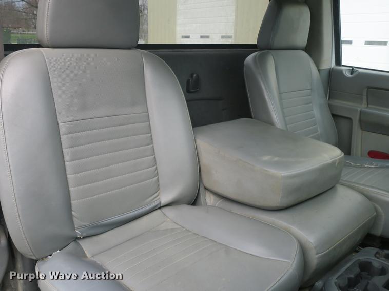 image for item DB8835 2010 Dodge Ram 5500HD pickup truck cab and chassis