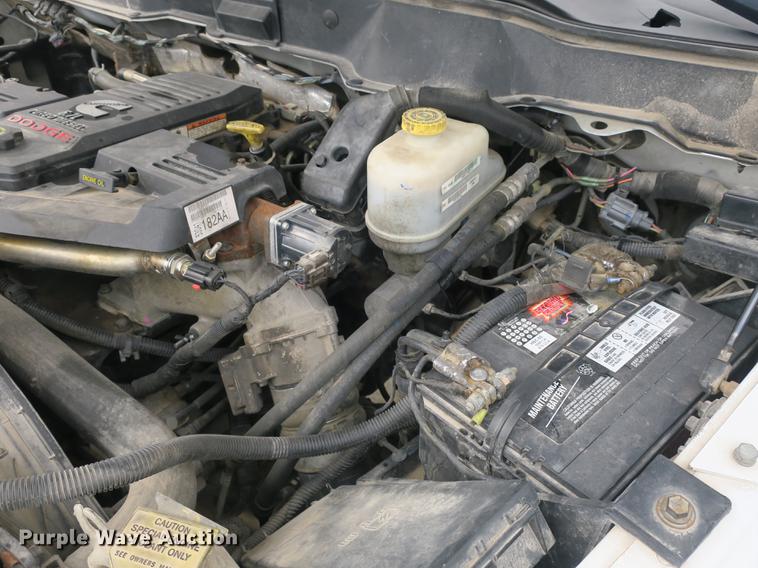 image for item DB8835 2010 Dodge Ram 5500HD pickup truck cab and chassis