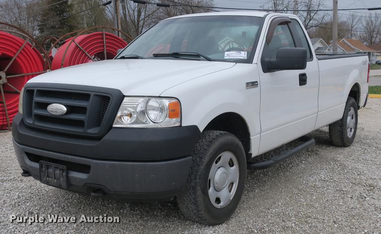 image for item DB8836 2007 Ford F150 XL pickup truck