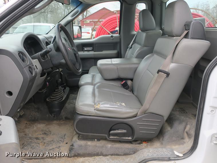 image for item DB8836 2007 Ford F150 XL pickup truck