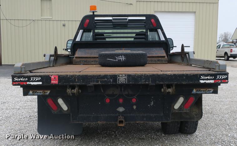 image for item DB8837 1999 Ford F350 Super Duty flatbed pickup truck