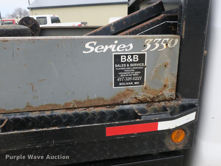 image for item DB8837 1999 Ford F350 Super Duty flatbed pickup truck