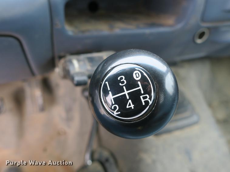 image for item DB8837 1999 Ford F350 Super Duty flatbed pickup truck