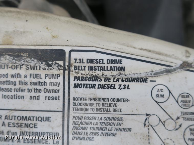 image for item DB8838 2002 Ford F550 XL flatbed truck