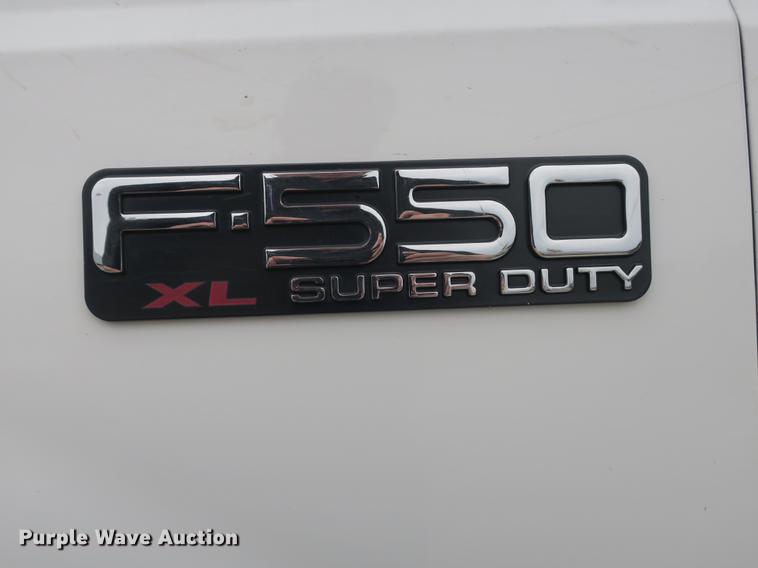 image for item DB8838 2002 Ford F550 XL flatbed truck