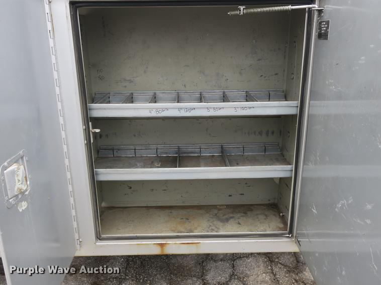 image for item DB8906 2003 Ford F350 Super Duty utility bed pickup truck