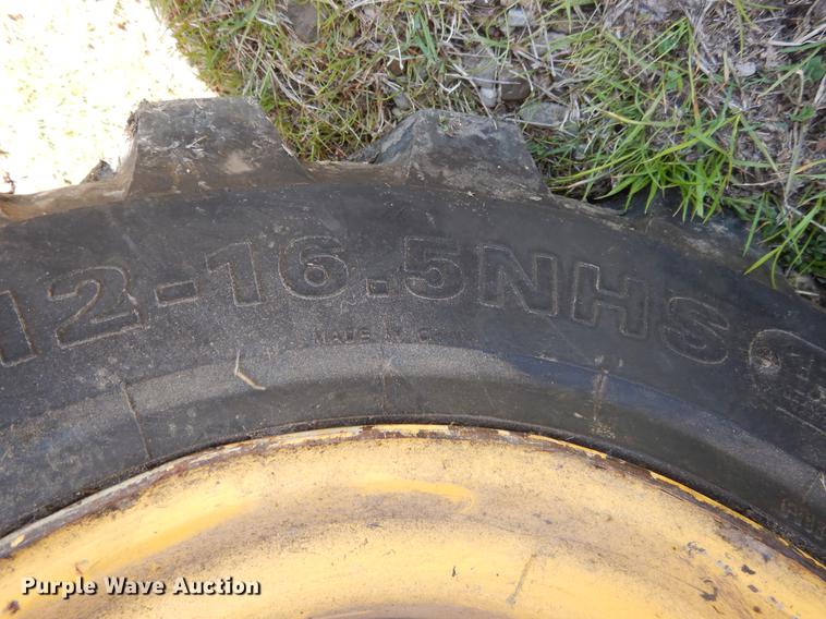 image for item DC0216 2003 New Holland LS170 skid steer