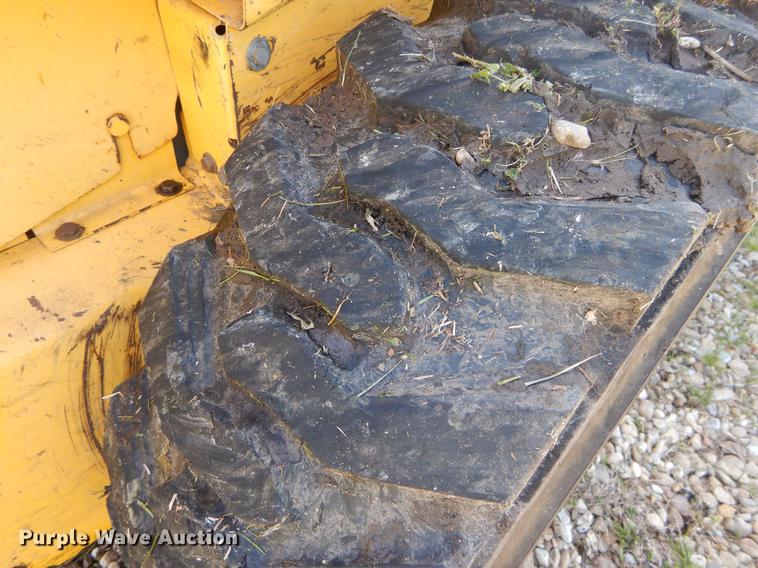 image for item DC0216 2003 New Holland LS170 skid steer