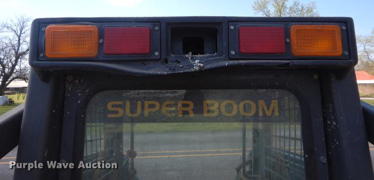 image for item DC0216 2003 New Holland LS170 skid steer