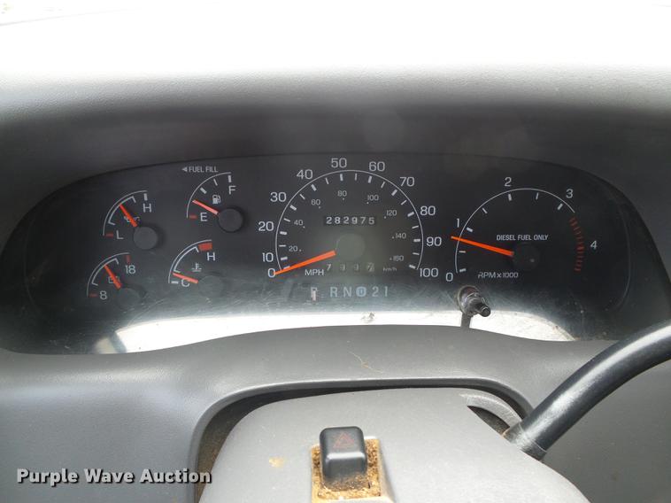 image for item DC5249 2001 Ford F350 Super Duty Lariat Crew Cab pickup truck