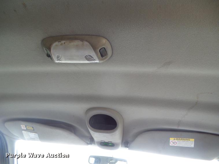 image for item DC5249 2001 Ford F350 Super Duty Lariat Crew Cab pickup truck