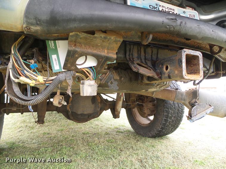 image for item DC5249 2001 Ford F350 Super Duty Lariat Crew Cab pickup truck