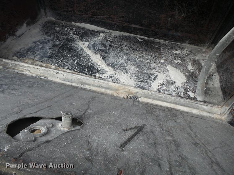 image for item DD2317 1996 GMC Top Kick C6500 flat dump bed truck