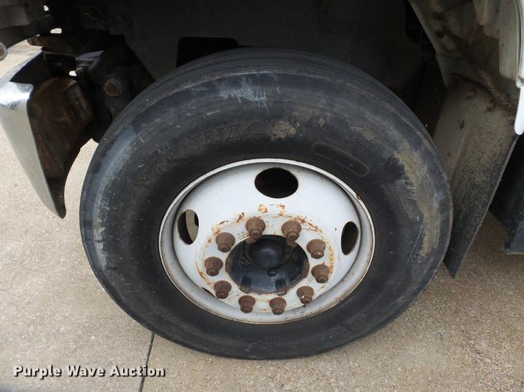 image for item DD2317 1996 GMC Top Kick C6500 flat dump bed truck