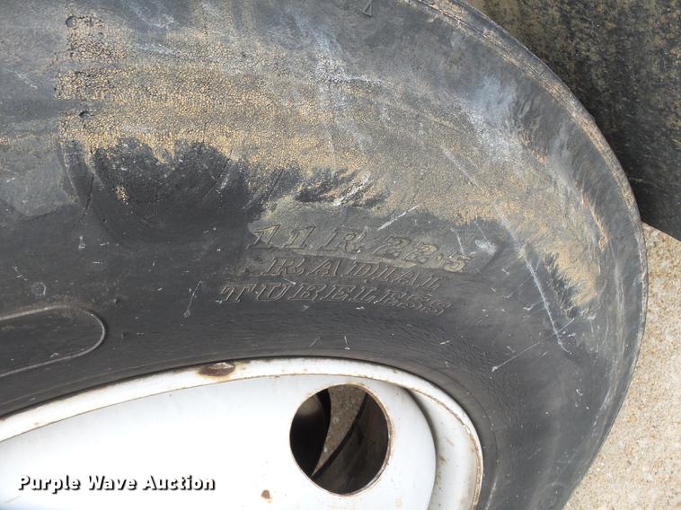 image for item DD2317 1996 GMC Top Kick C6500 flat dump bed truck