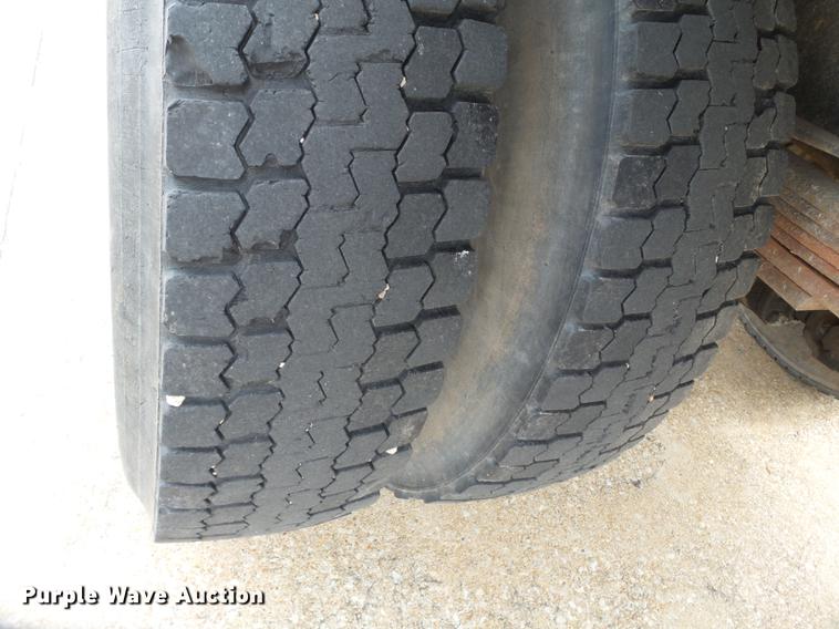 image for item DD2317 1996 GMC Top Kick C6500 flat dump bed truck