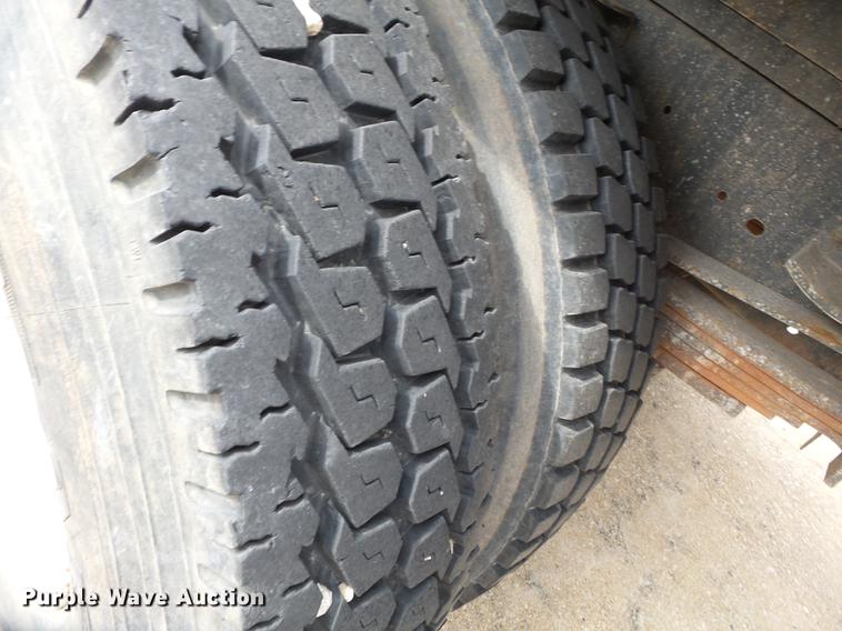 image for item DD2317 1996 GMC Top Kick C6500 flat dump bed truck