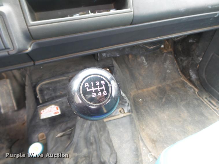 image for item DD2317 1996 GMC Top Kick C6500 flat dump bed truck