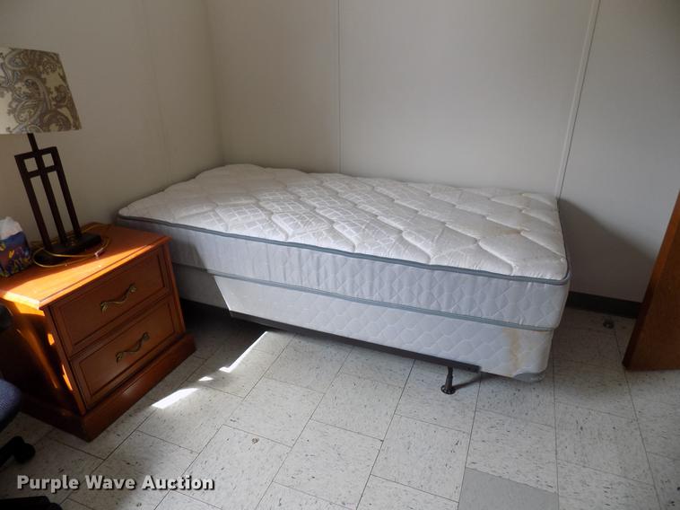 image for item DD3683 2006 Modular housing