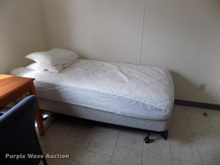 image for item DD3683 2006 Modular housing