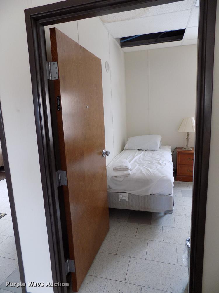 image for item DD3683 2006 Modular housing