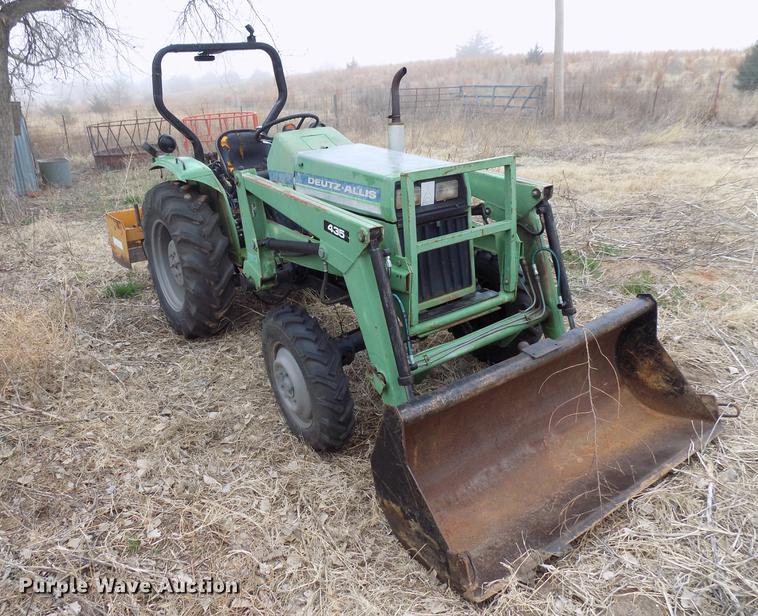 image for item DD3691 Deutz Allis 5230 tractor
