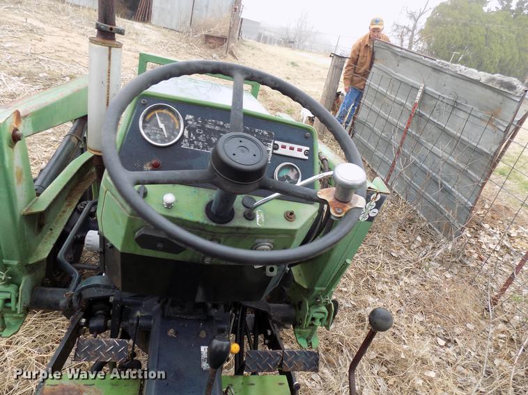 image for item DD3691 Deutz Allis 5230 tractor