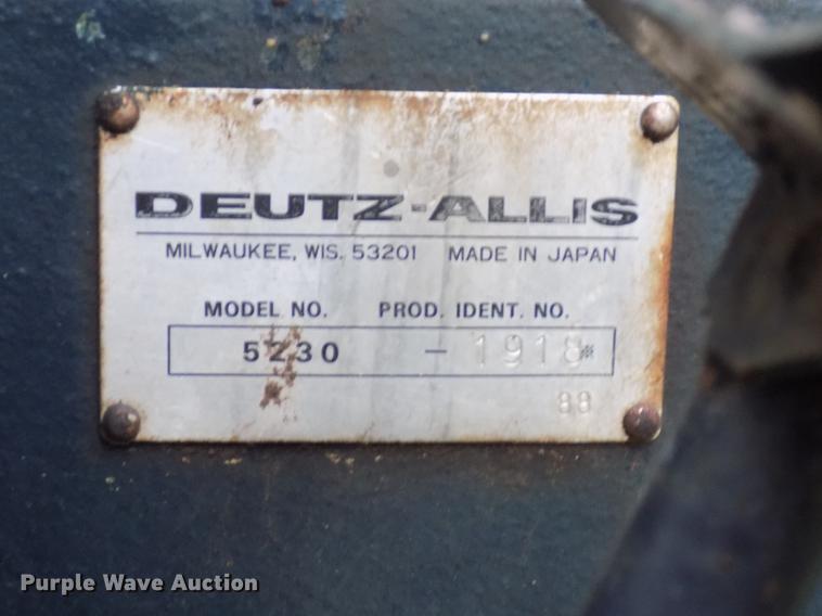 image for item DD3691 Deutz Allis 5230 tractor