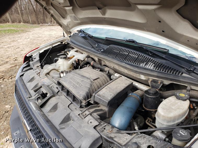 image for item DD3997 2010 Chevrolet Express G4500 cab and chassis