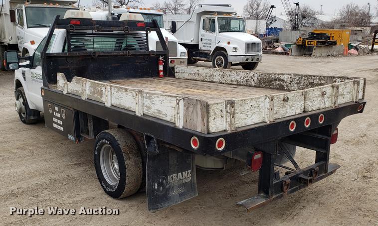 image for item DD4022 2008 Ford F350 Super Duty flatbed pickup truck