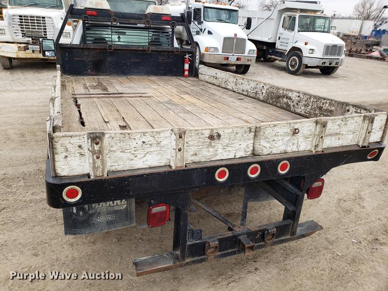image for item DD4022 2008 Ford F350 Super Duty flatbed pickup truck