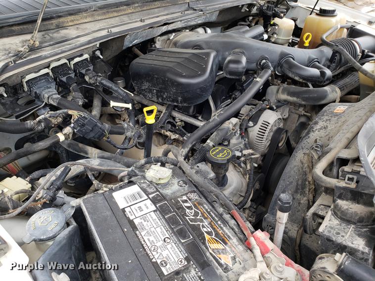 image for item DD4022 2008 Ford F350 Super Duty flatbed pickup truck