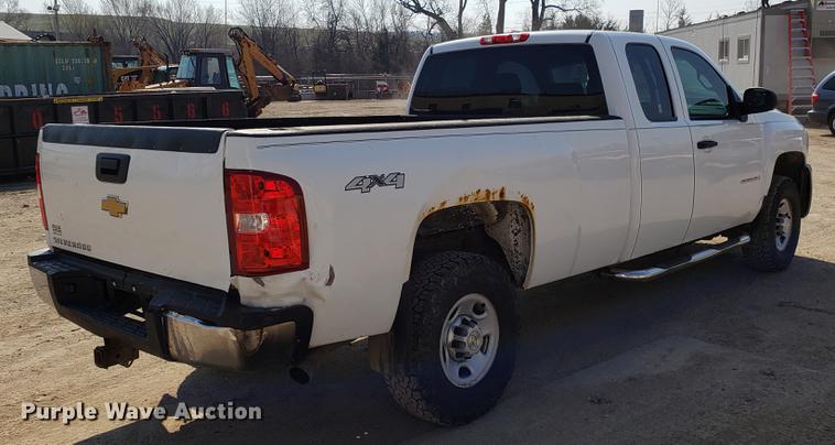 image for item DD4035 2009 Chevrolet Silverado 2500HD Ext. Cab pickup truck