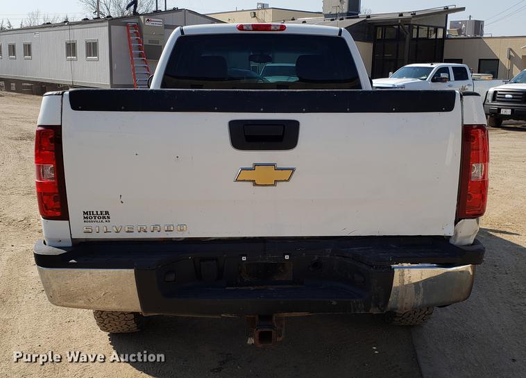 image for item DD4035 2009 Chevrolet Silverado 2500HD Ext. Cab pickup truck