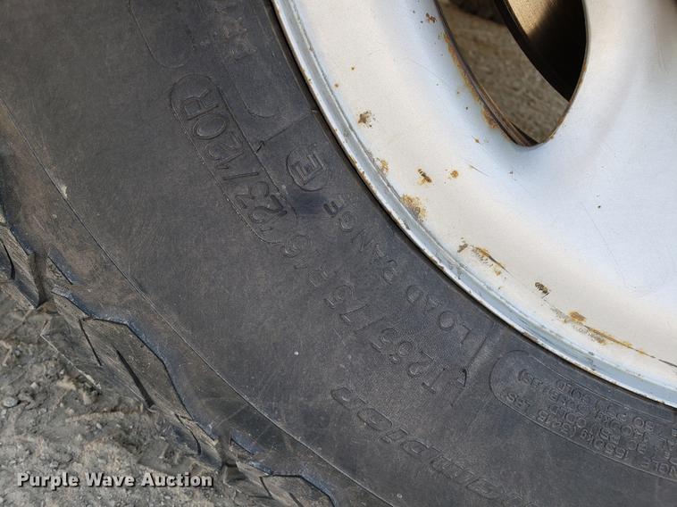 image for item DD4035 2009 Chevrolet Silverado 2500HD Ext. Cab pickup truck