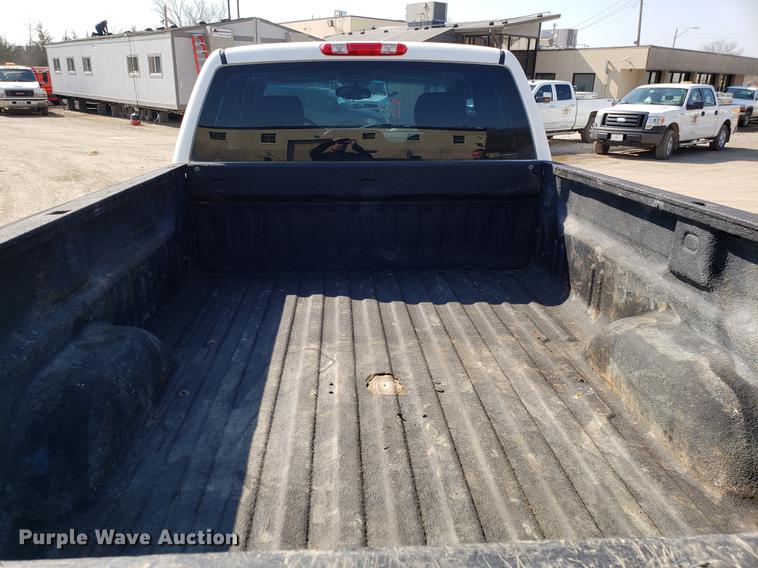 image for item DD4035 2009 Chevrolet Silverado 2500HD Ext. Cab pickup truck