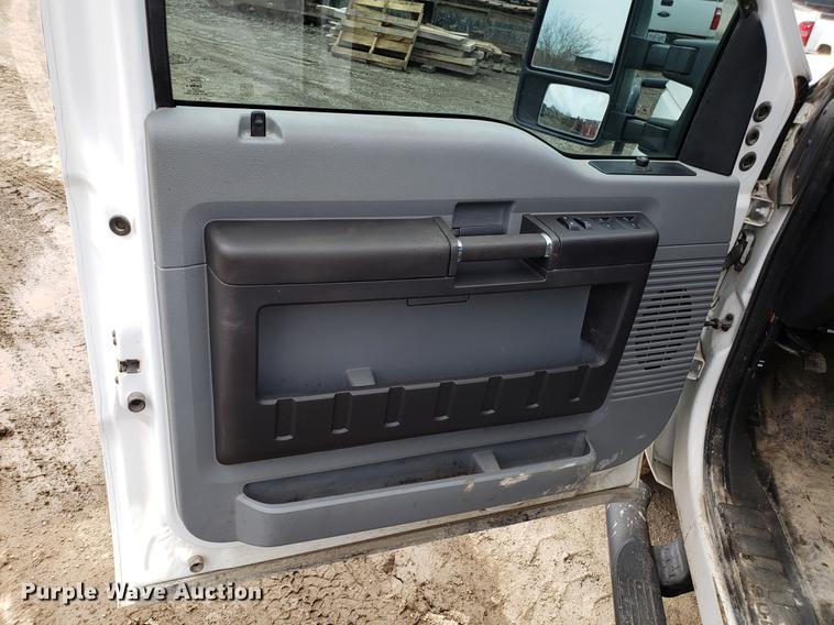 image for item DD4066 2012 Ford F250 Super Duty Crew Cab pickup truck