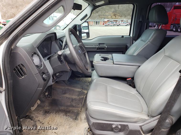 image for item DD4066 2012 Ford F250 Super Duty Crew Cab pickup truck