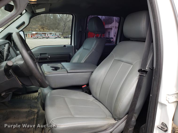 image for item DD4066 2012 Ford F250 Super Duty Crew Cab pickup truck