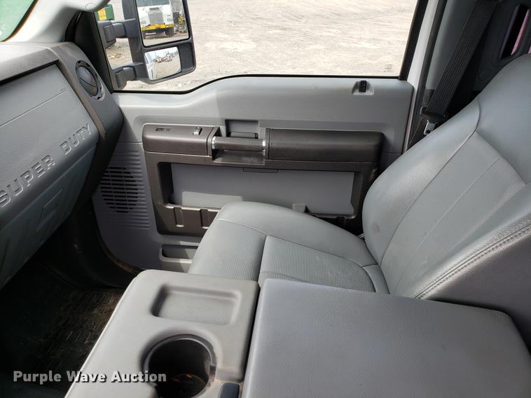 image for item DD4066 2012 Ford F250 Super Duty Crew Cab pickup truck