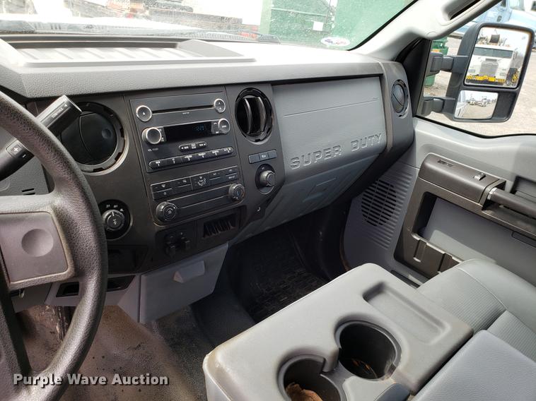 image for item DD4066 2012 Ford F250 Super Duty Crew Cab pickup truck