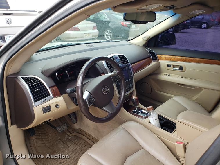 image for item DD4067 2008 Cadillac SRX4 SUV