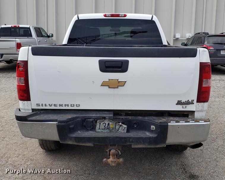 image for item DD4068 2010 Chevrolet Silverado 2500HD Crew Cab pickup truck
