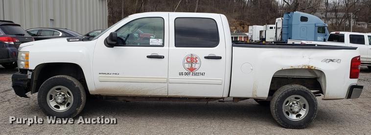 image for item DD4068 2010 Chevrolet Silverado 2500HD Crew Cab pickup truck