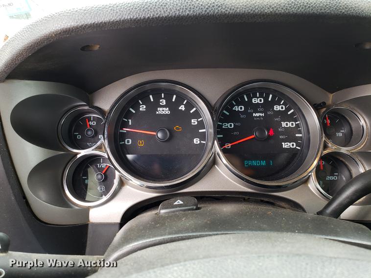 image for item DD4068 2010 Chevrolet Silverado 2500HD Crew Cab pickup truck