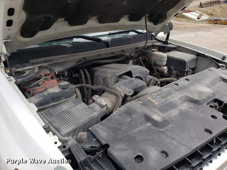 image for item DD4068 2010 Chevrolet Silverado 2500HD Crew Cab pickup truck