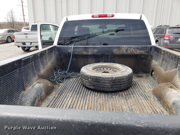 image for item DD4068 2010 Chevrolet Silverado 2500HD Crew Cab pickup truck