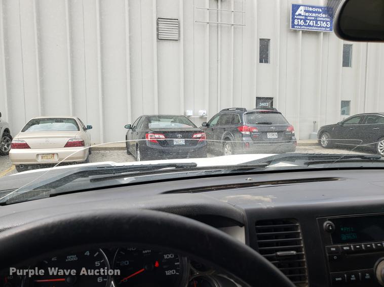 image for item DD4068 2010 Chevrolet Silverado 2500HD Crew Cab pickup truck